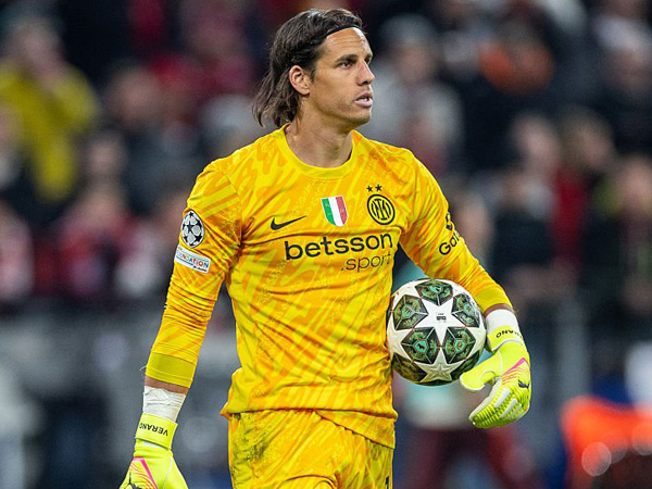 Galatasaray Bidik Benjamin Pavard dan Yann Sommer dari Inter